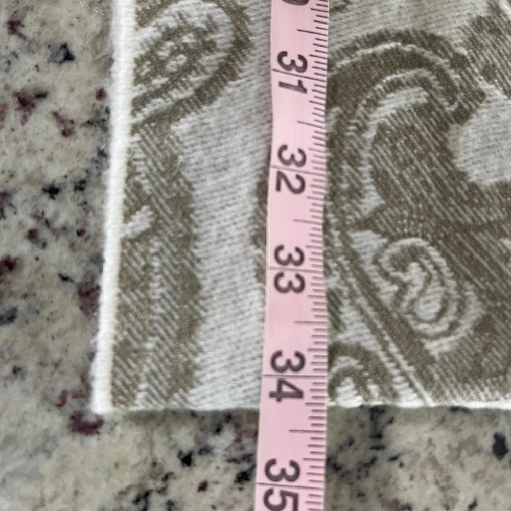 England 100% Cashmere Scarf Women OS Tan Paisley Luxury Winter Fringed Wrap‎